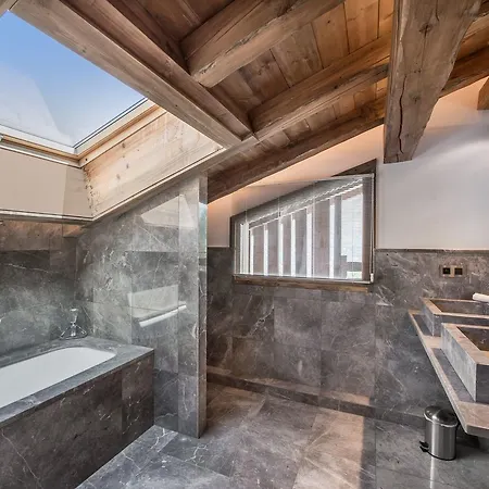 Edge Chalet